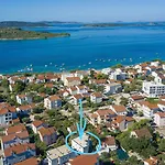 Villa More Vodice فيلة فوديس
