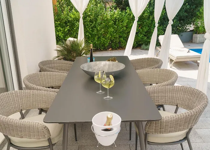 Vila Villa More Vodice